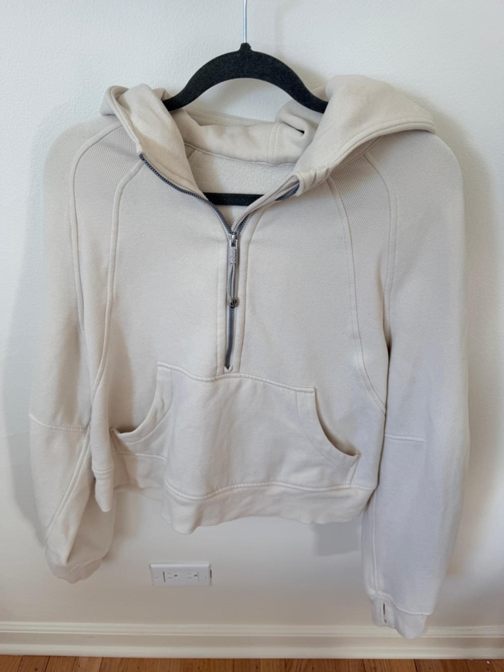 Lululemon Scuba Oversized Half Zip Hoodie in Bone M/L